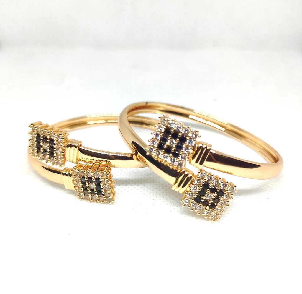 Golden Kara Bangles Set for Pakistani Wedding Party Wear